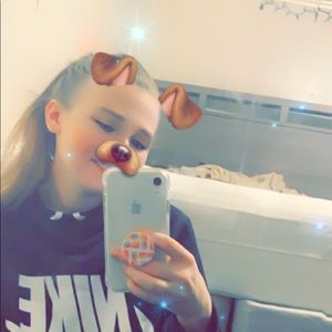 Meet your Posher, June